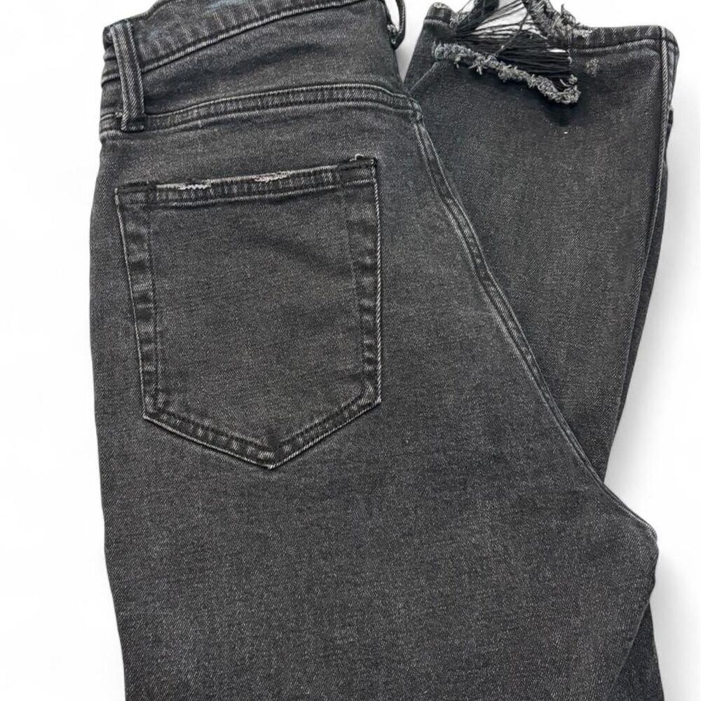 Abercrombie & Fitch Ultra High Rise Straight Leg Jeans 28 Extra Short